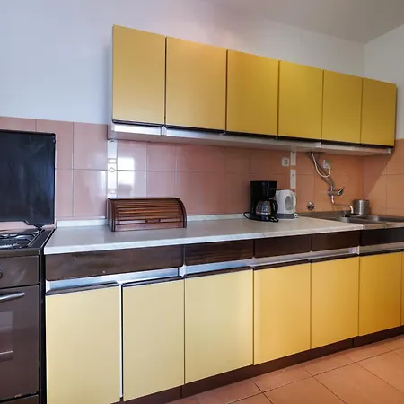 Apartmany Kosic Krk Town Buitenkant foto