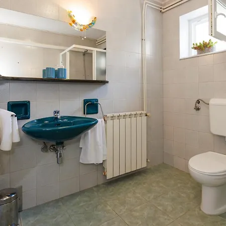 Apartmany Kosic Krk Town Buitenkant foto