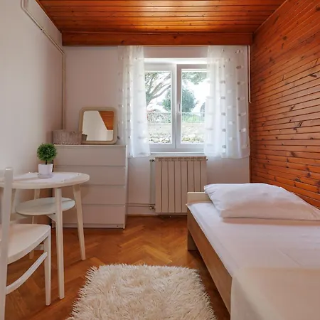 Apartmany Kosic Krk Town Buitenkant foto