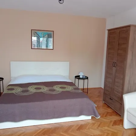 Apartmany Kosic Krk Town Buitenkant foto